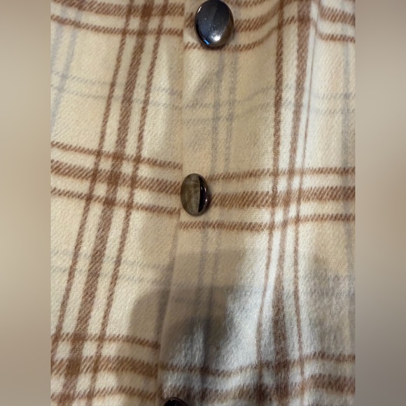 Plaid Button-Up Shirt Jacket - Picture 6 of 7